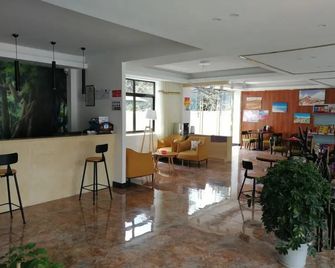 Shell Linzhi Bayi Area G318 Shuangyong Road Hotel - Nyingtri - Lobby