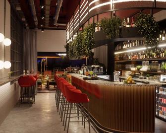 The Social Hub Madrid - Madrid - Bar