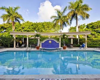 Hampton Inn Boca Raton/Deerfield Beach - Deerfield Beach - Piscina