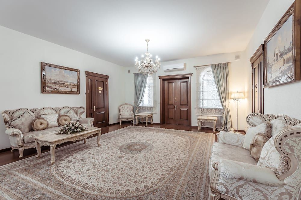 إيشان كالا بريميوم كلاس هوتل - تاشكينت - غرفة معيشة