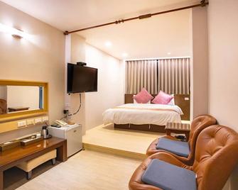 Mei Jia Mei Hotel - Yilan City - Bedroom