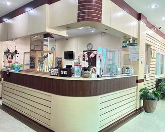 Mixay Paradise Hotel - Vientiane - Front desk