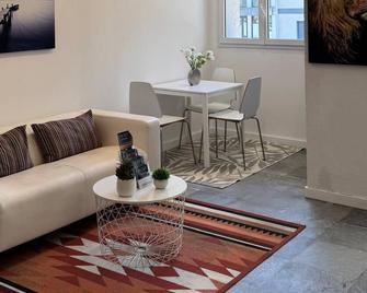 Hôtel Aiglon Bylitis - Porto-Vecchio - Living room