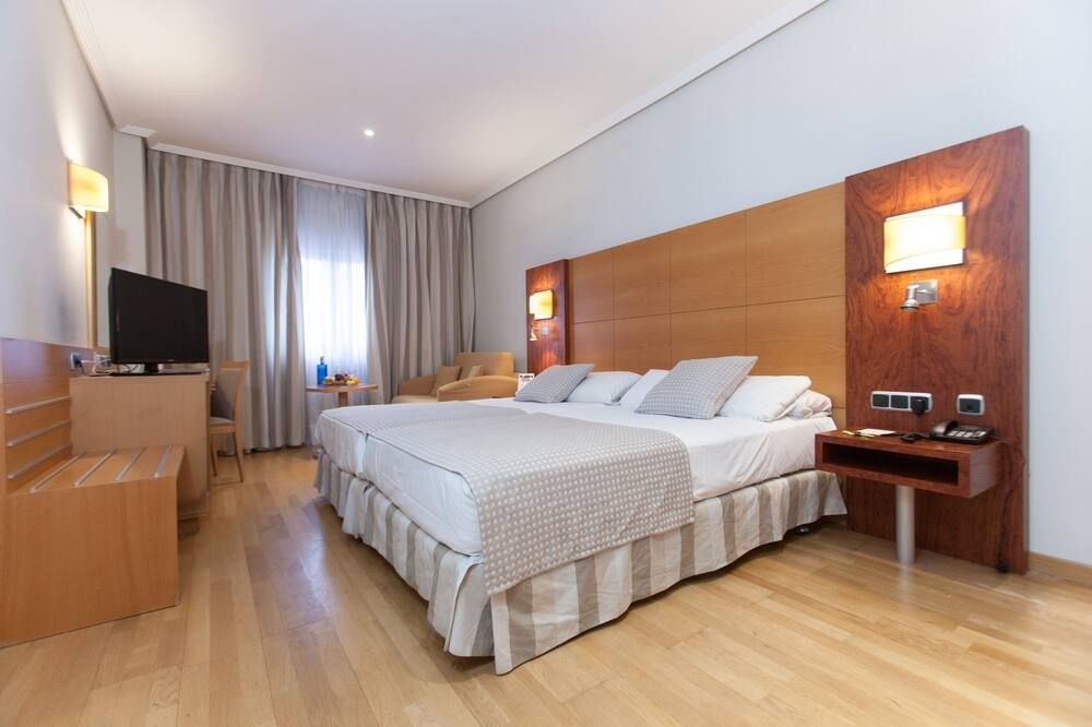 فندق سيركوتل غران فاما - الميريا - غرفة نوم