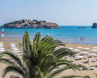 Gattarella Family Resort Puglia- Seaside Rooms and Suites with Premium Half-Board à la carte - Vieste - Pláž