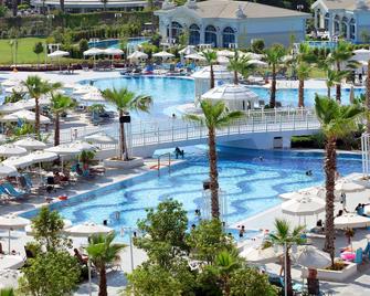 Sueno Hotels Deluxe Belek - Belek - Pool