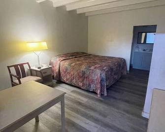 Relax Inn - Indianapolis - Bedroom