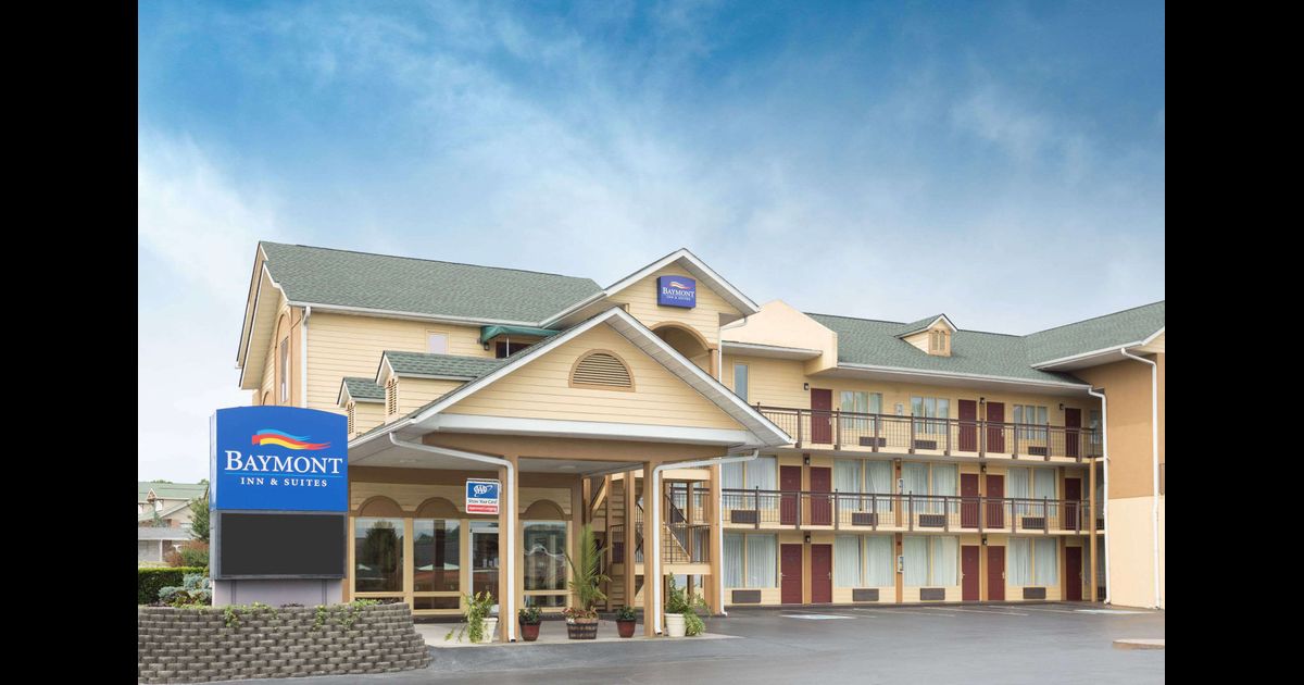 Baymont by Wyndham Sevierville Pigeon 41 (̶1̶1̶5̶). Sevierville