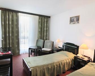 Hotel Turist - Covasna - Habitación