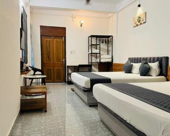 Hotel Insta 18 - Siliguri - Bedroom