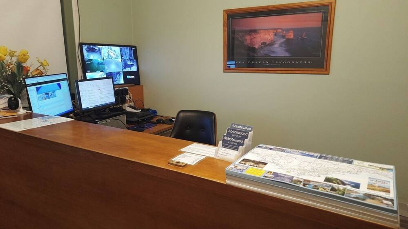 آبوتسوود موتور إن