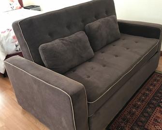 Cute Cottage Near New Apple Campus And Vibrant Main Street Cupertino - Cupertino - Living room