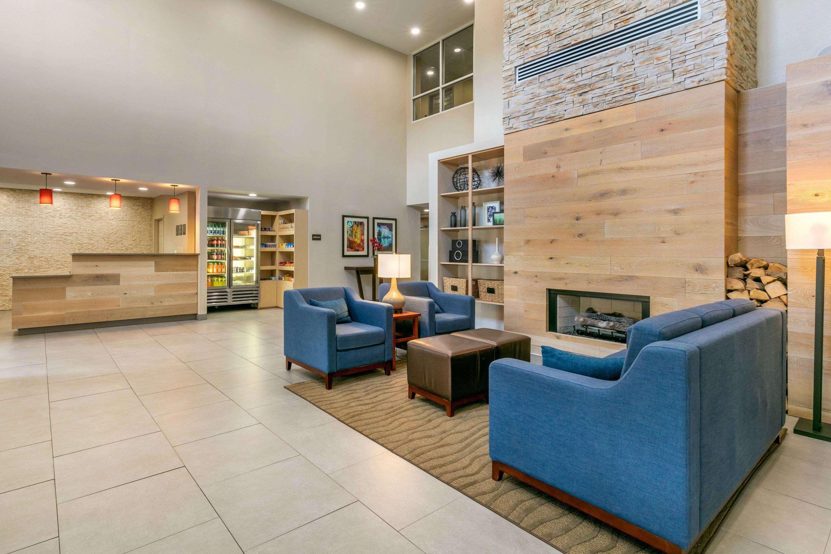 Comfort Inn and Suites Nashville Franklin Cool Springs thumbnail 3