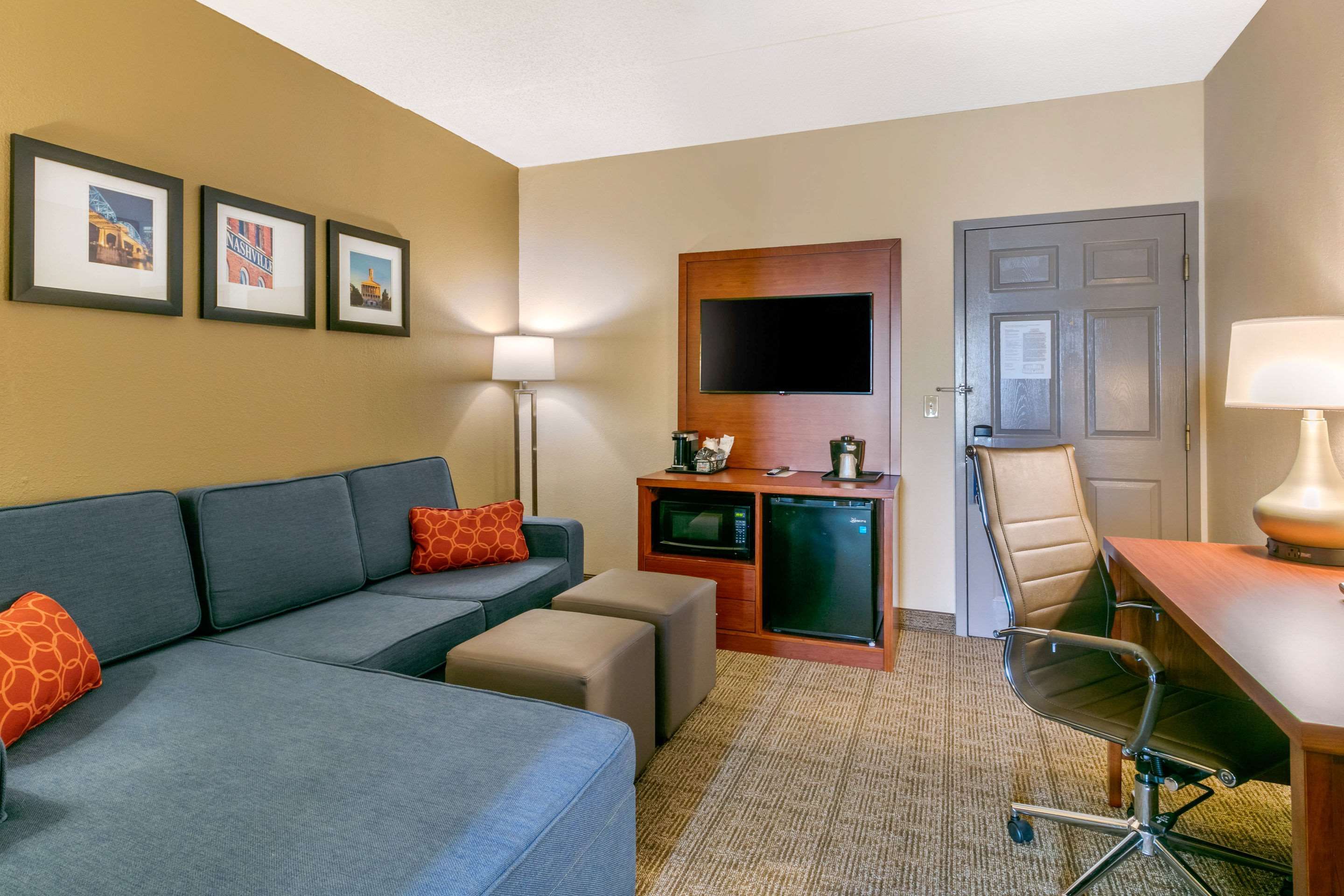 Comfort Inn and Suites Nashville Franklin Cool Springs