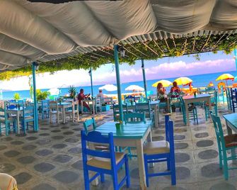Avra Boutique - Benitses - Restaurant
