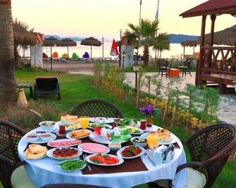 Blu Brezza Marine Hotel - Hisarönü