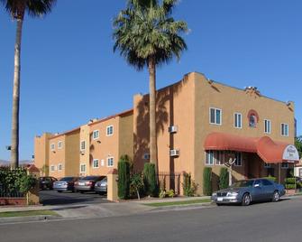 Holland Inn and Suites - Taft - Budova