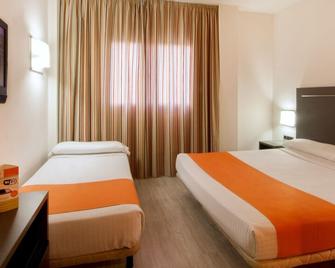H2 Fuenlabrada - Fuenlabrada - Bedroom