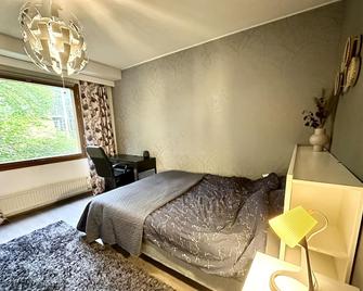 Cosy and spacious apartment - Mikkeli - Schlafzimmer