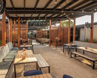 Terminus Hotel Yarrawonga - Yarrawonga
