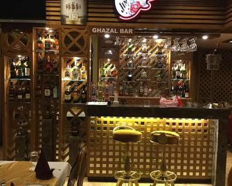 Hotel President - Chandigarh - Bar