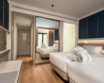Hotel Bécquer - Seville - Bedroom
