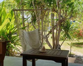 Moana Breeze Eco Lodge Rangiroa - Tiputa - Patio