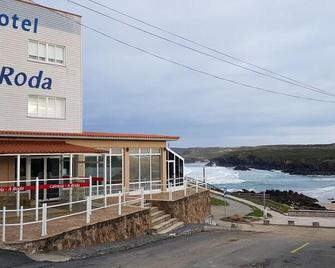 Hotel A Roda - Valdoviño - Edificio