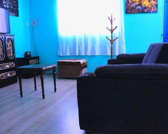 Nice apartment very close to the touristic areas - Teotitlán del Valle - Living room