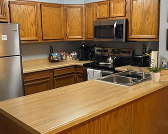 The mountains are calling...you MUST go! - Davis - Kitchen