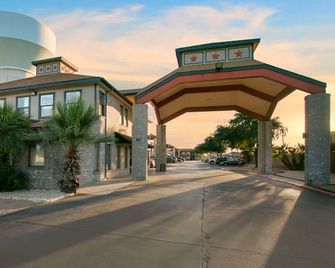 Econo Lodge Near Lackland Air Force Base-Seaworld - San Antonio - Edificio