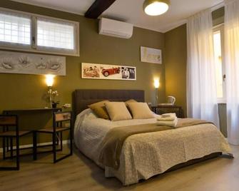 room & breakfast canalino 21 - Módena - Habitación