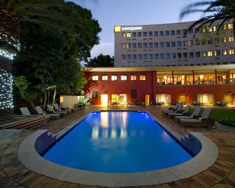 Sunsquare Cape Town Gardens - Cape Town - Pool