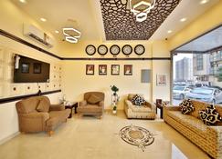 Midtown Furnished Apartments - Ajman - Lobby