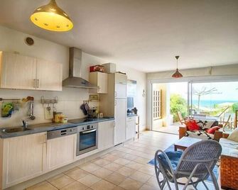 Lumio - Marine De Sant'ambroggio - F3 V3n3 - Lumio - Kitchen