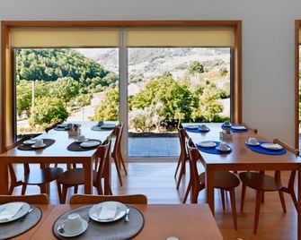 Alojamento Santa Clara - Manteigas - Nhà hàng