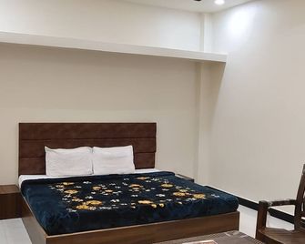 Shree Anant Mahadev Guest House - Ujjain - Schlafzimmer
