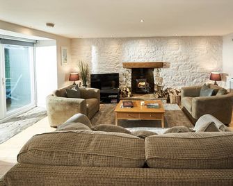 Stuc an t Sagairt Cottage , Loch Lomond - Alexandria - غرفة معيشة
