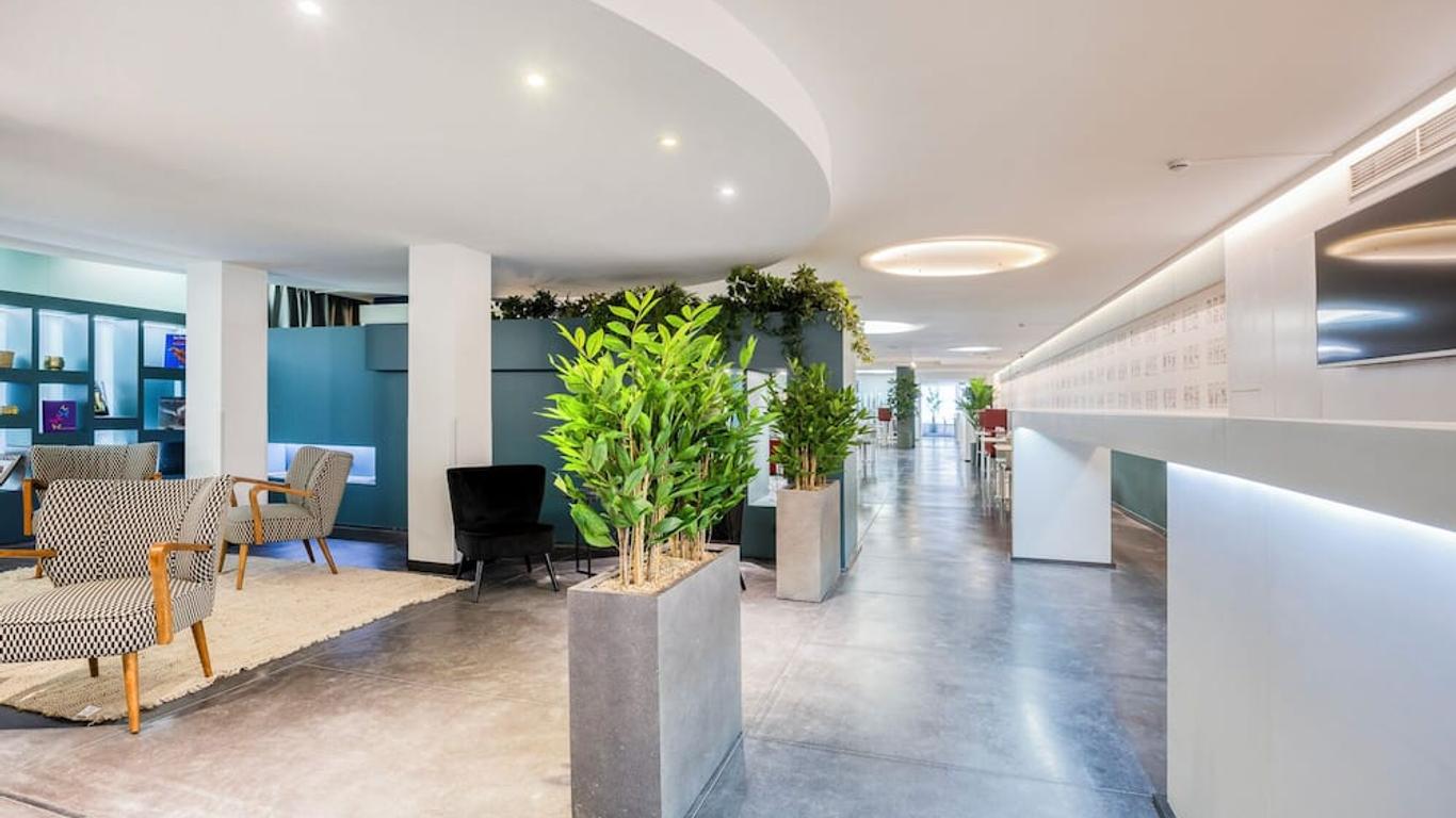 Hotel Louise