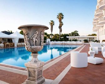 Hotiday San Felice Circeo - Terracina - Pool