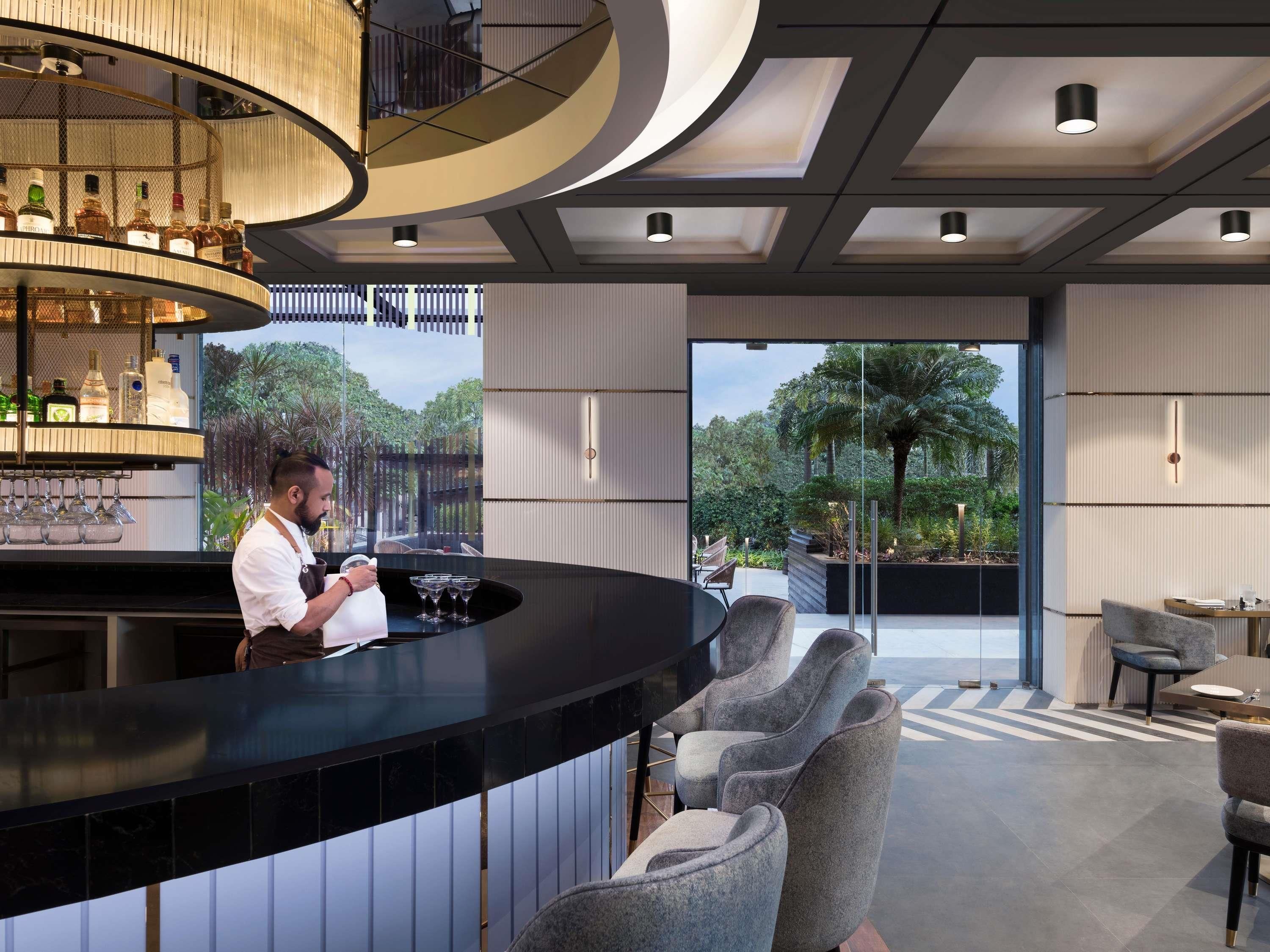 Novotel Guwahati Gs Road - גוואטי - בניין