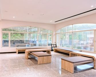 Hoping Mori Hotel - Xiulin Township - Lobby