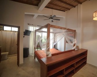 Cozy Studio full furnished walking distance to the Beach - Ayampe - Habitación
