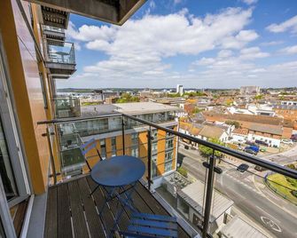 Azure Views - Minutes from Poole Quay - Ringwood - Balkon