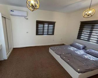 Wadi Al-Nakhil Hostel - Ash Shawbak - Schlafzimmer