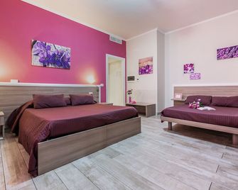 Suite Room Fiumicino - Fiumicino - Bedroom