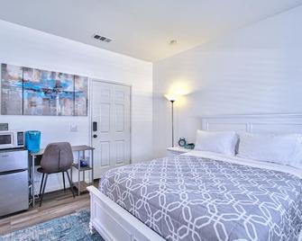 Private Casita near Temecula Wineries - Murrieta - Bedroom