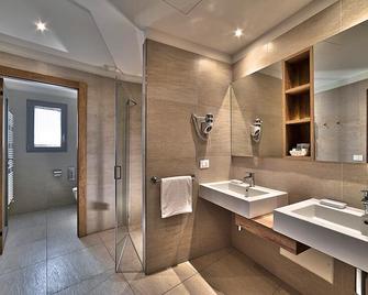 Hotel Harrys' Garden - Abano Terme - Bathroom