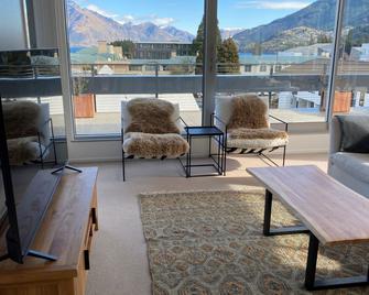 Blackrock Apartments Queenstown - Queenstown - Salon