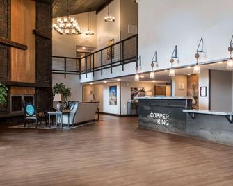 Copper King Convention Center Ascend Hotel Collection - Butte - Front desk
